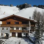 Astergut Boutique Apartment